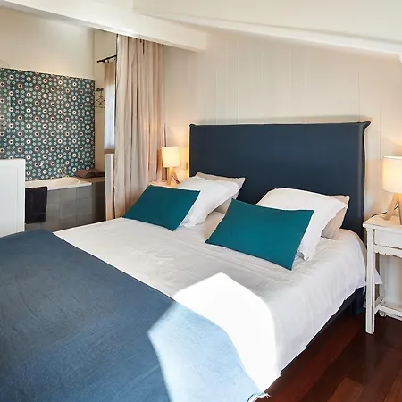 Pensjonat Maison Arbolateia Avec Piscine Et Bidart