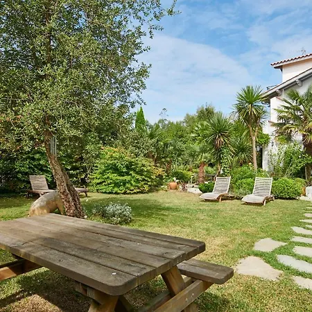 Pensjonat Maison Arbolateia Avec Piscine Et