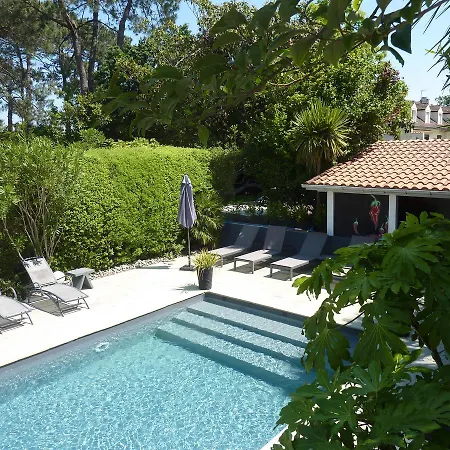Maison Arbolateia Avec Piscine Et Maison d'hôtes