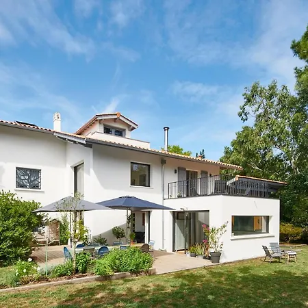 Maison Arbolateia Avec Piscine Et Maison d'hôtes